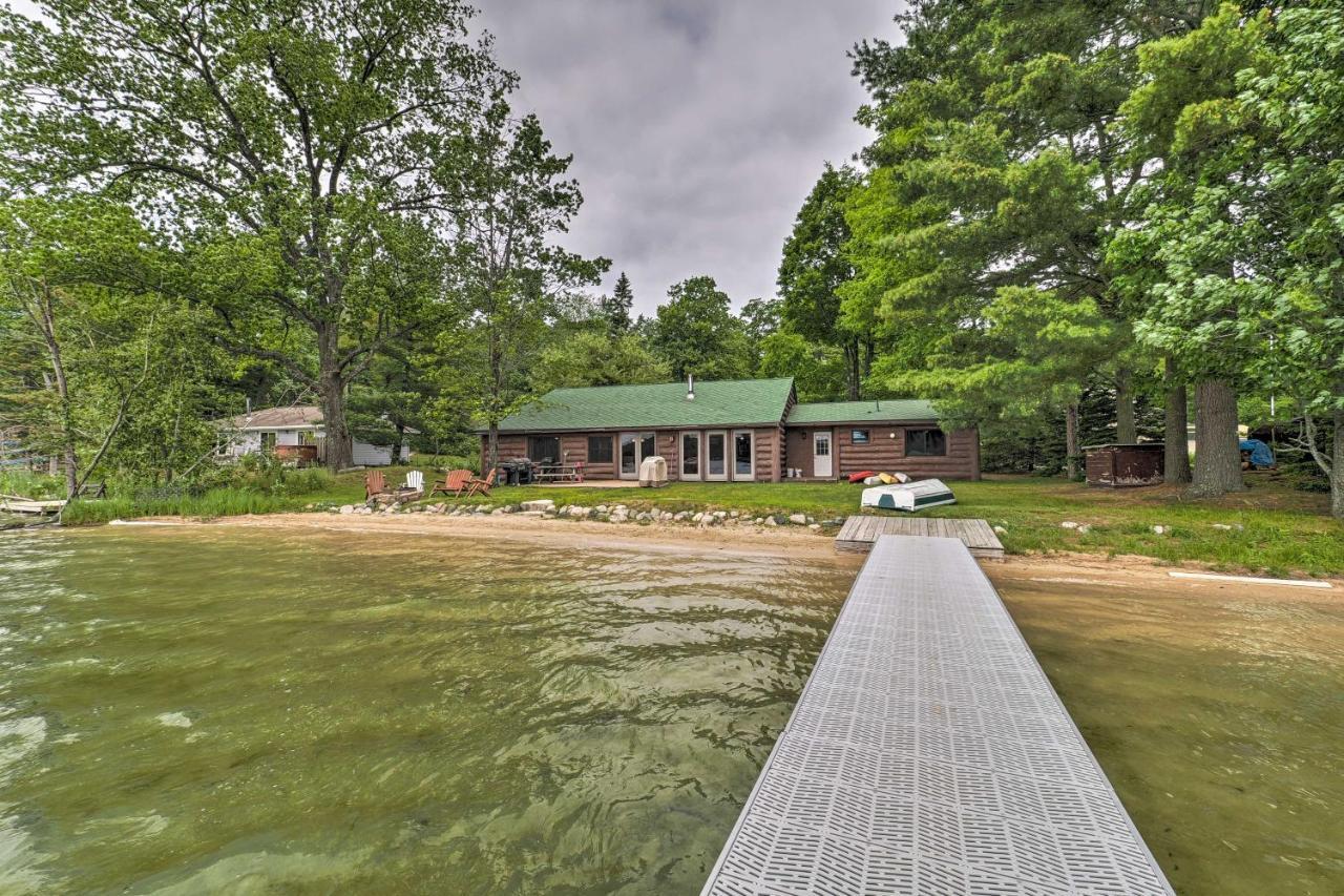 13 Mi To Downtown Quiet Lakefront Cottage 特拉弗斯城 外观 照片