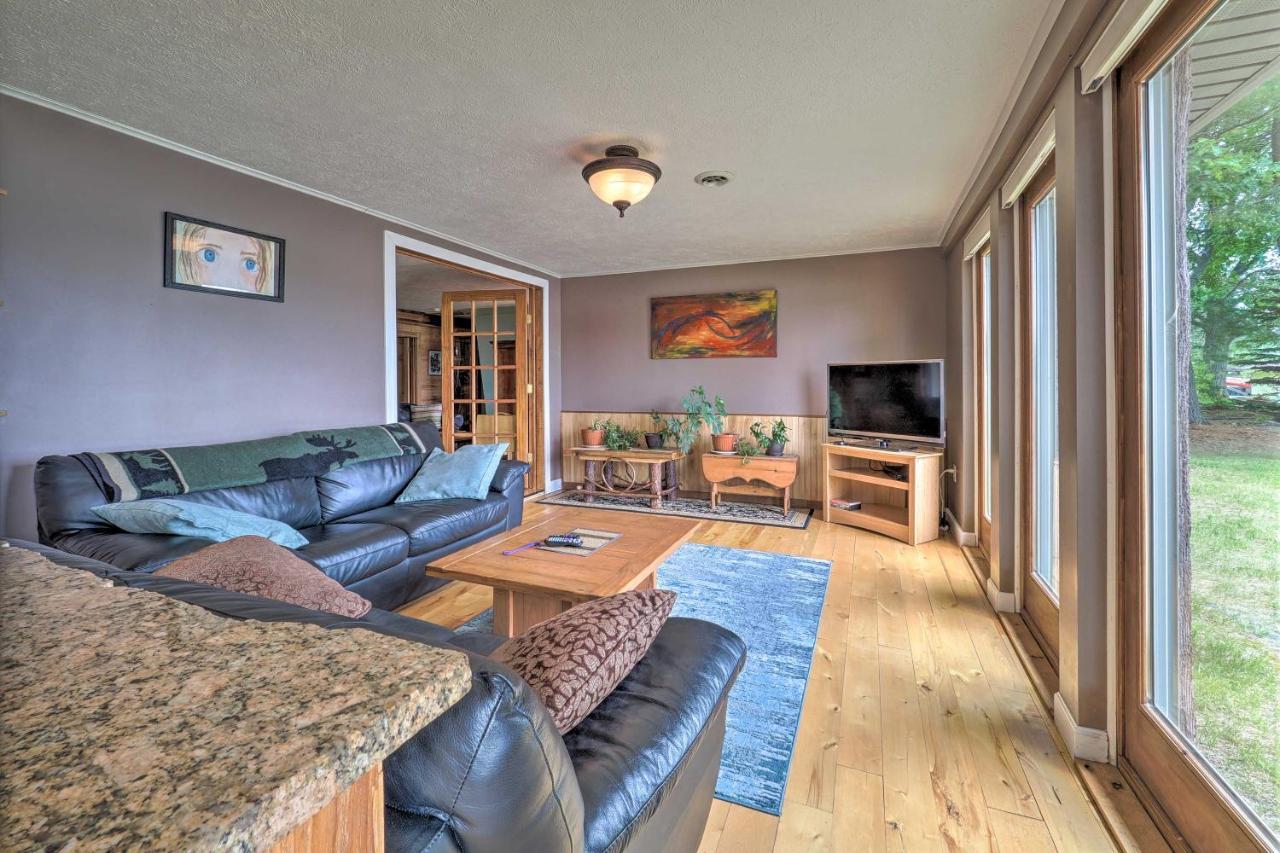 13 Mi To Downtown Quiet Lakefront Cottage 特拉弗斯城 外观 照片
